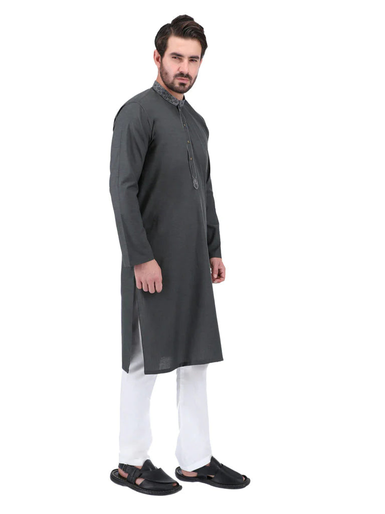 Why Is Shalwar Kameez Worn All Over Pakistan