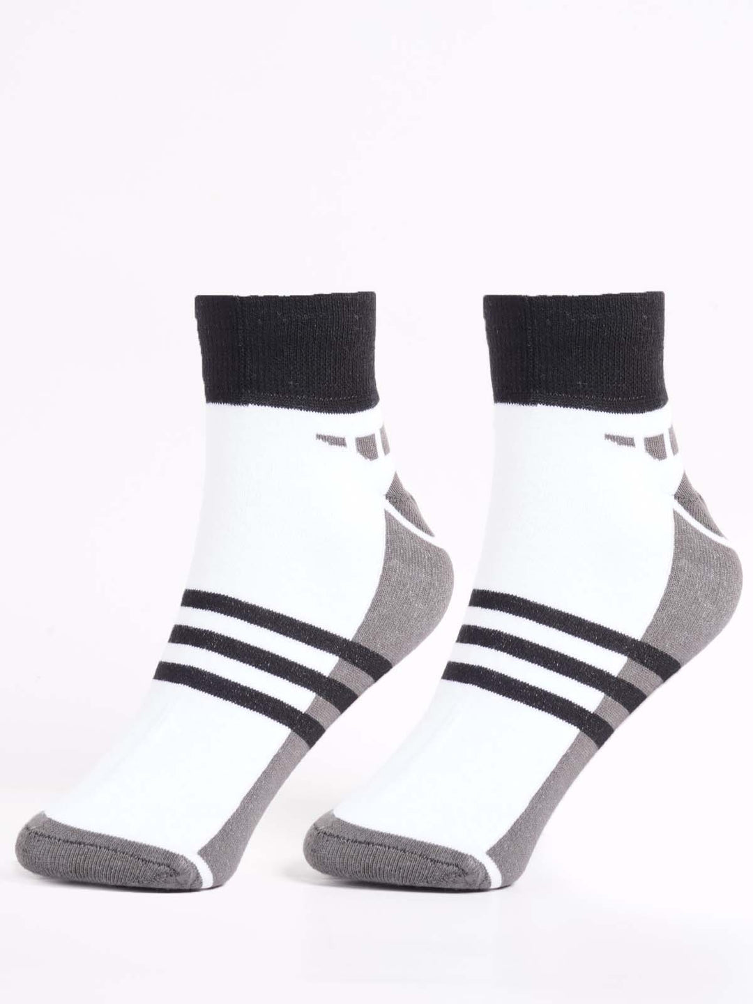 White Designer Socks (SOCKS-1352)