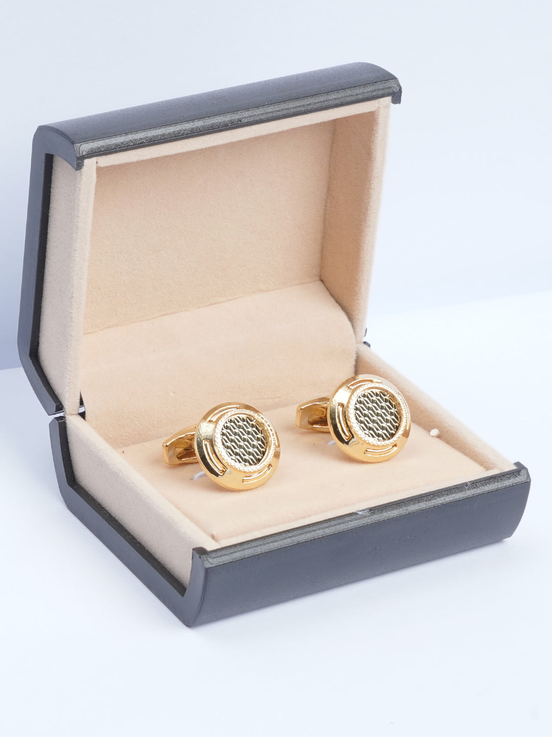 Golden Round Designer Cufflink (CUFFLINK-562)