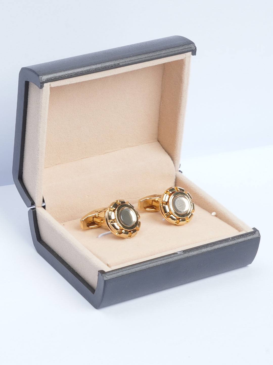 Golden Round Designer Cufflink (CUFFLINK-563)