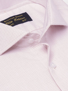 White & Pink Checkered, Elite Edition, Cutaway Collar Men’s Formal Shirt (FS-2204)