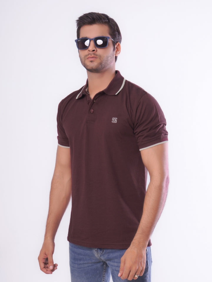 Maroon Contrast Tipping Half Sleeves Cotton Jersey Polo T-Shirt (POLO-547)