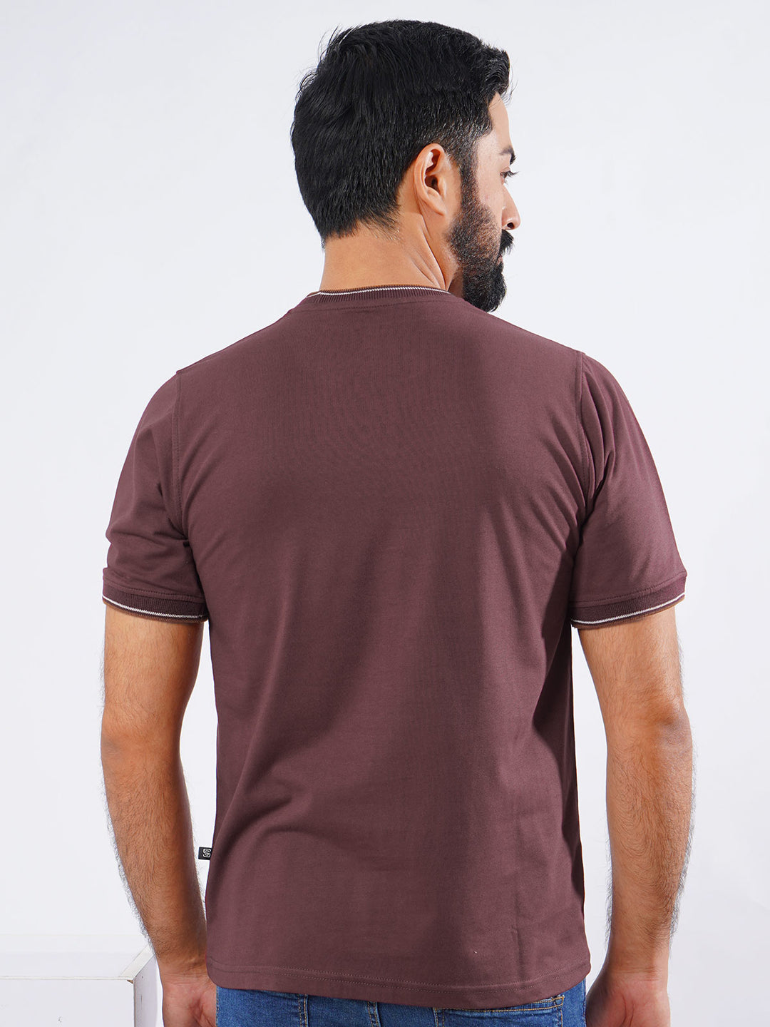 Maroon Half Sleeves Men’s Round Neck T-Shirt (TEE-200)