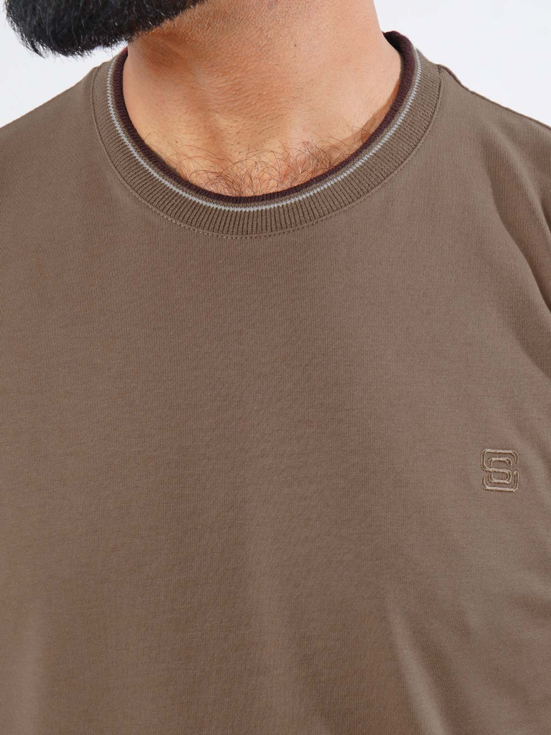 Brown Half Sleeves Men’s Round Neck T-Shirt (TEE-201)