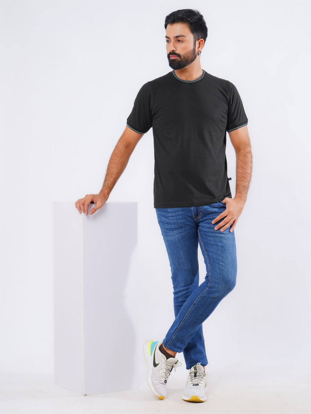 Black Half Sleeves Men’s Round Neck T-Shirt (TEE-203)