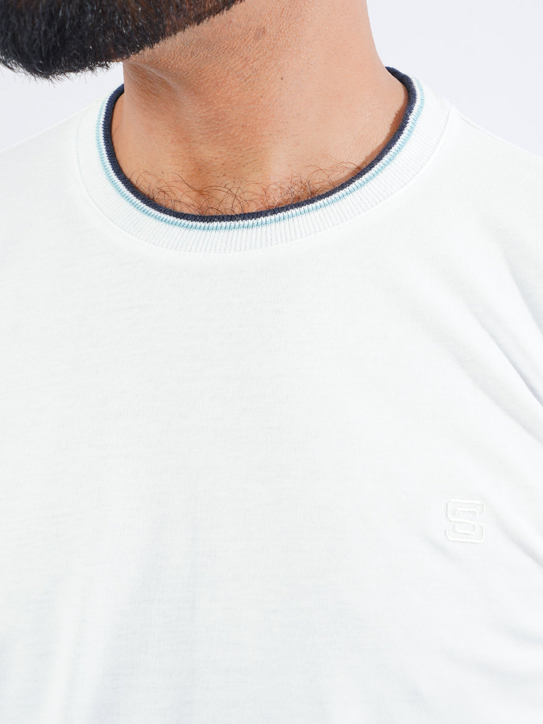 White Half Sleeves Men’s Round Neck T-Shirt (TEE-205)