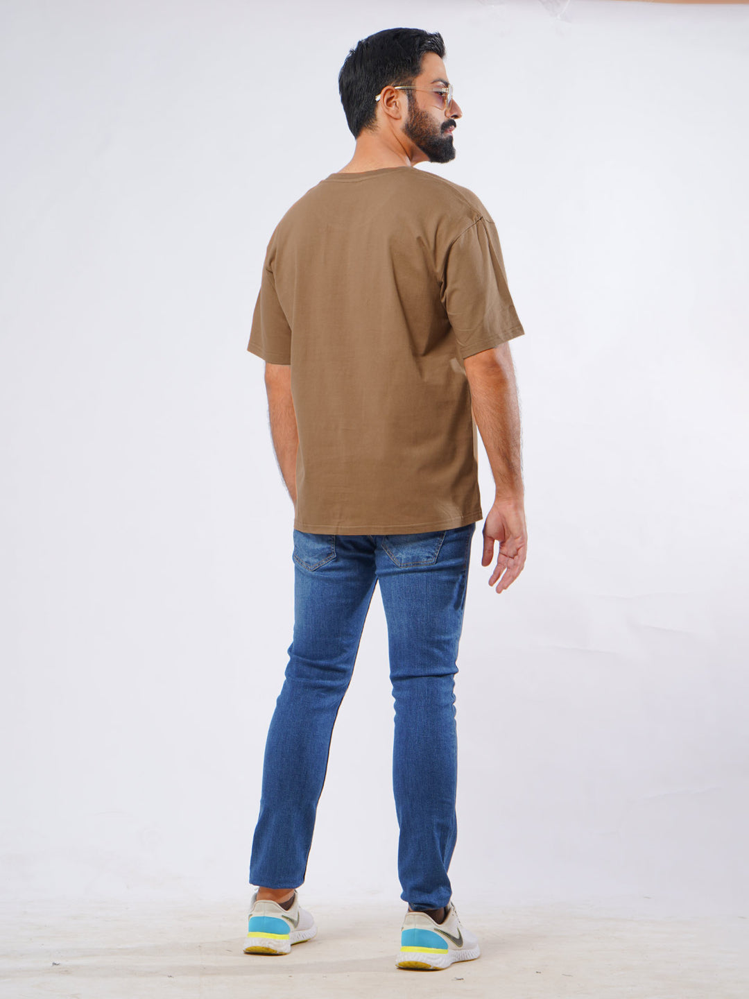 Dark Brown Oversized Men’s Round Neck T-Shirt (TEE-209)