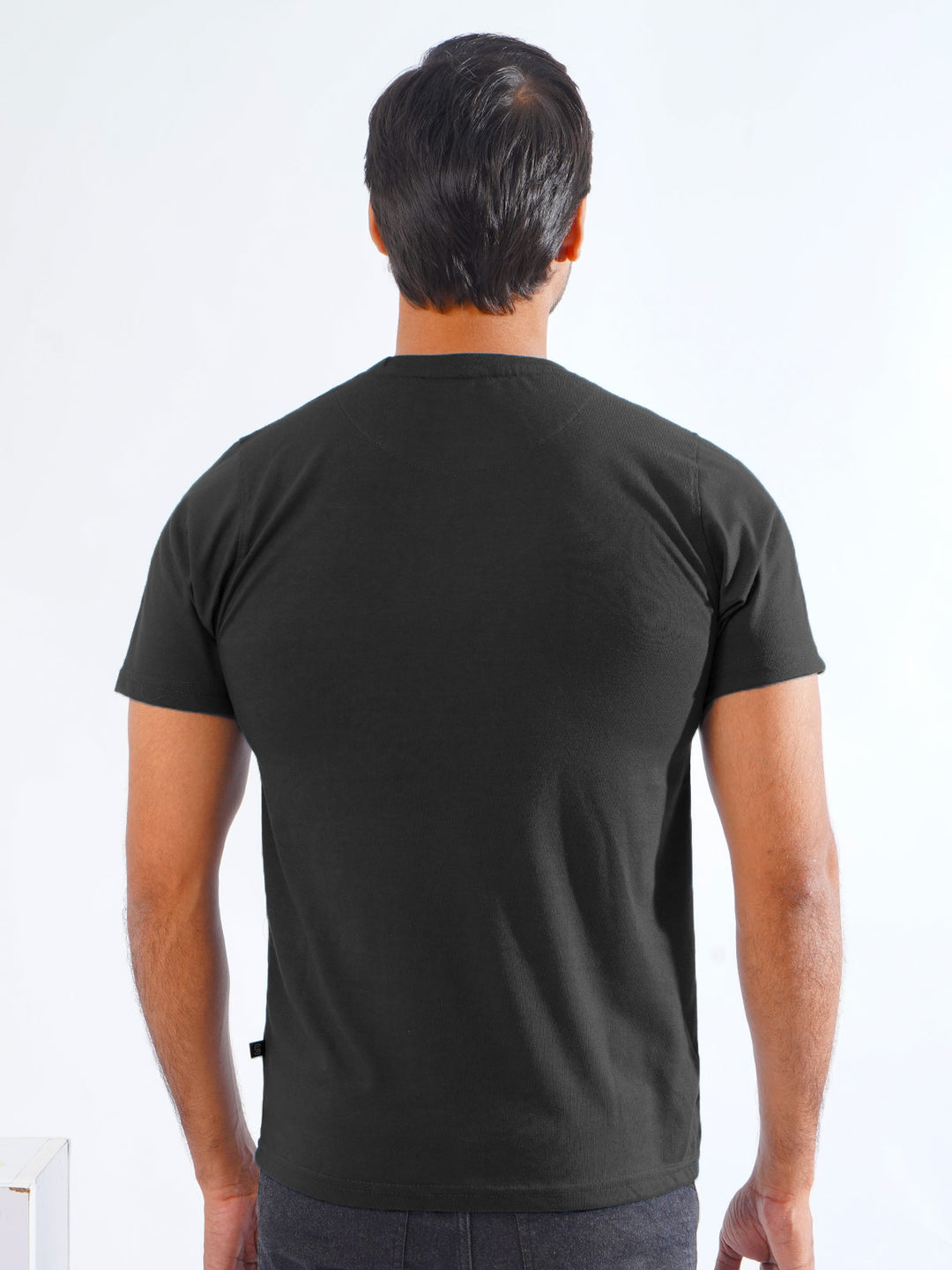 Black Half Sleeves Men’s Round Neck T-Shirt (TEE-242)