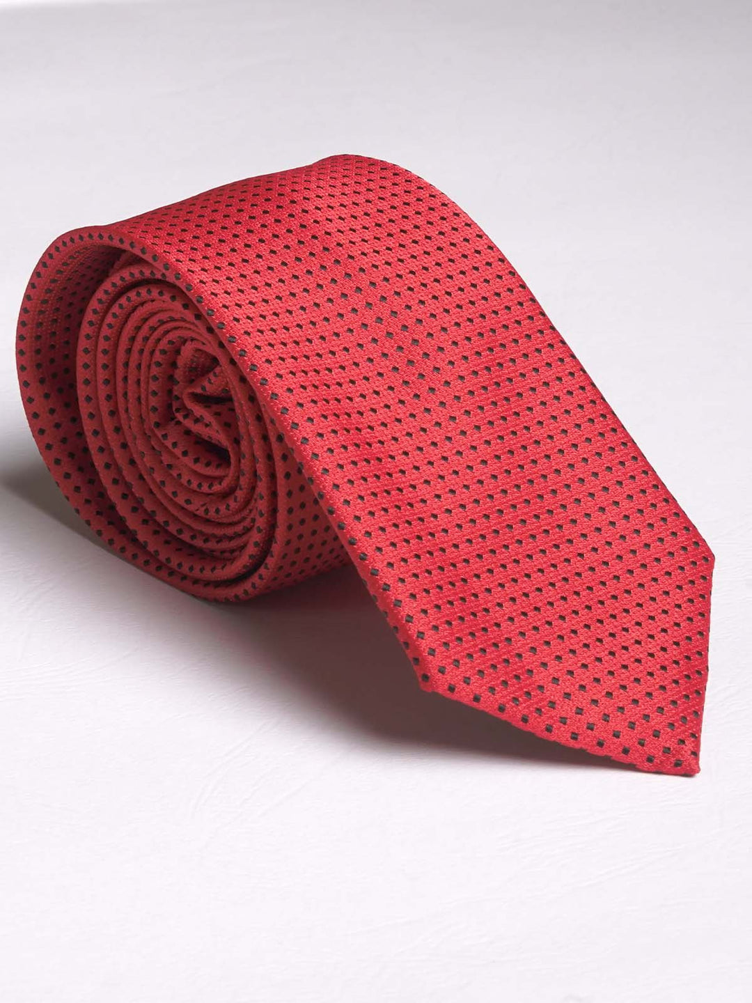 Red With Black Spot Tie (Tie-543)