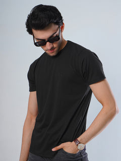 Black Plain Half Sleeves Men’s Round Neck T-Shirt (TEE-105)