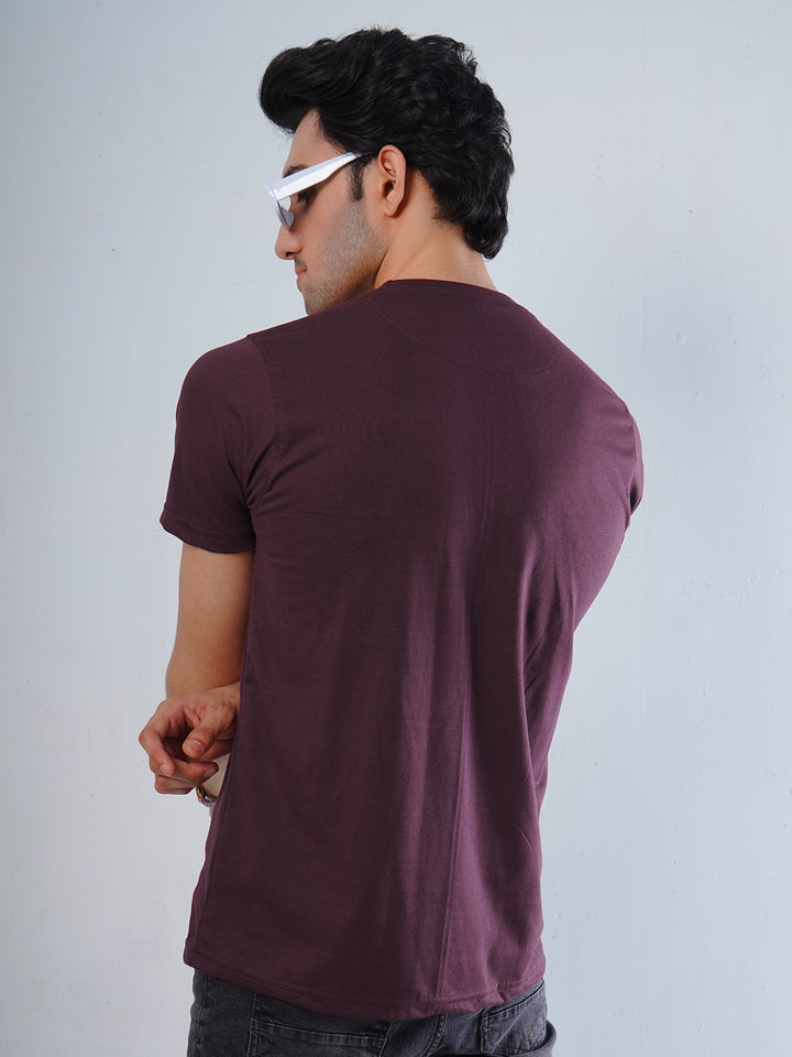 Maroon Plain Half Sleeves Men’s Round Neck T-Shirt (TEE-108)