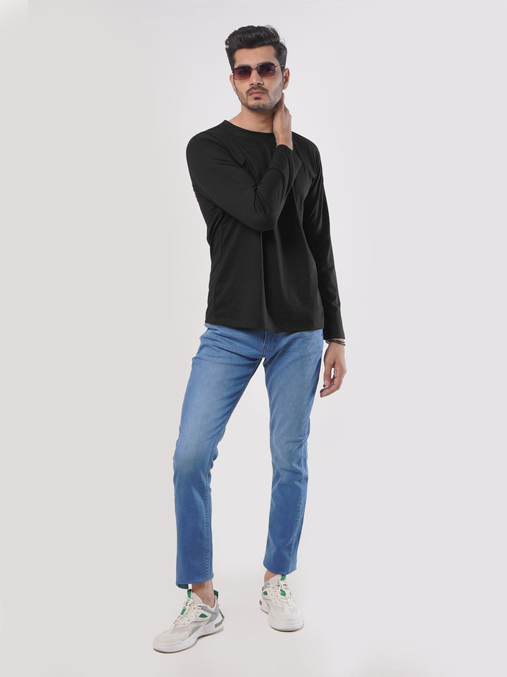 Black Plain Full Sleeves Men’s Round Neck T-Shirt (TEE-79)