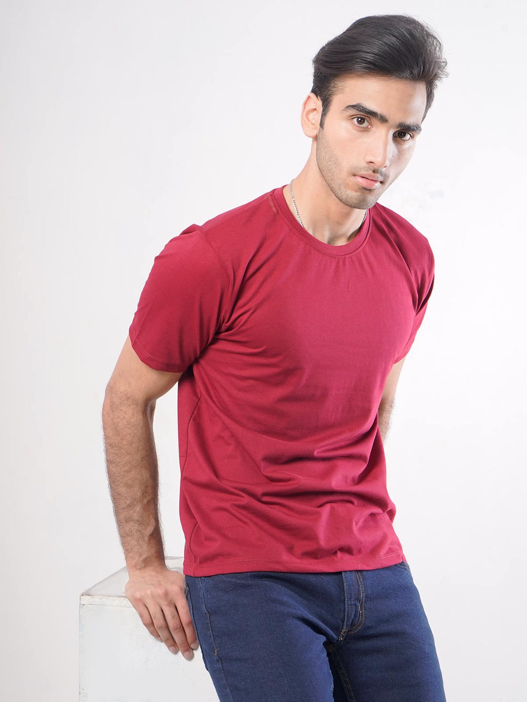 Red Plain Half Sleeves Men’s Round Neck T-Shirt (TEE-59)