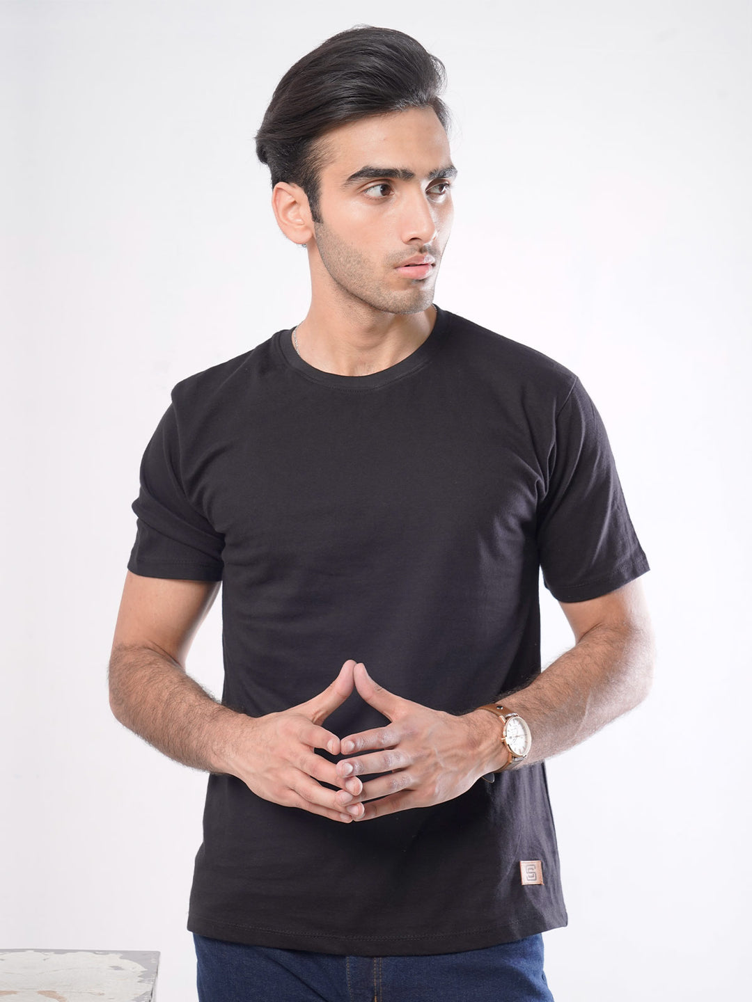 Black Plain Half Sleeves Men’s Round Neck T-Shirt (TEE-61)