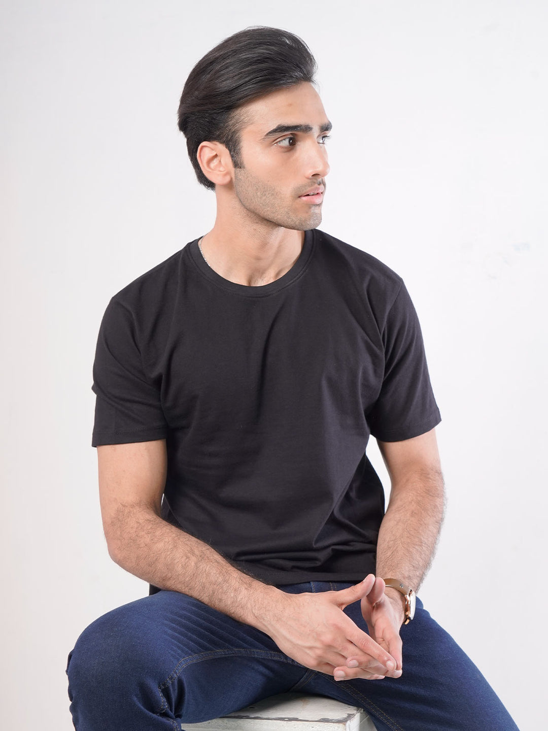 Black Plain Half Sleeves Men’s Round Neck T-Shirt (TEE-61)